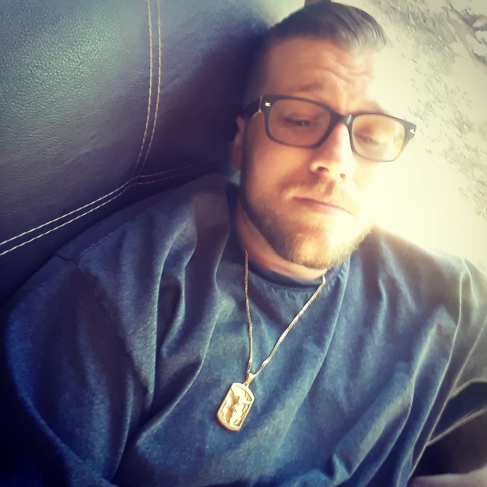 Meet your Posher, Carl